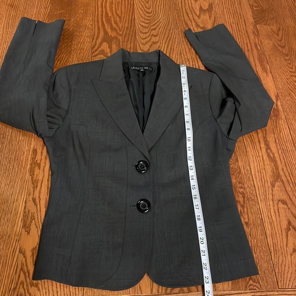 Lafayette 148 New York 2 button closure blazer gray polished sophisticated sz 6 - Picture 10 of 12